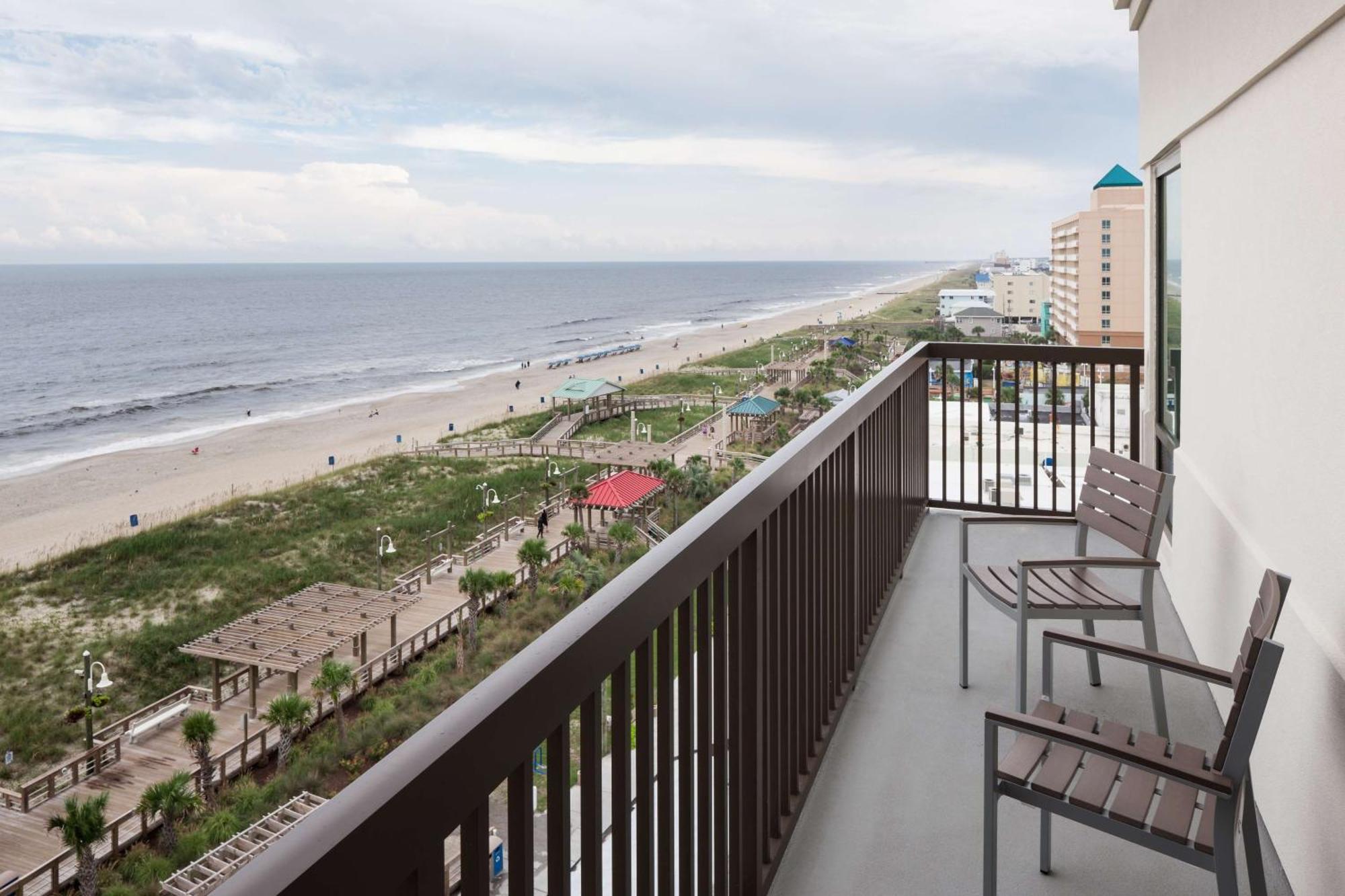 Hampton Inn & Suites By Hilton Carolina Beach Oceanfront Zewnętrze zdjęcie