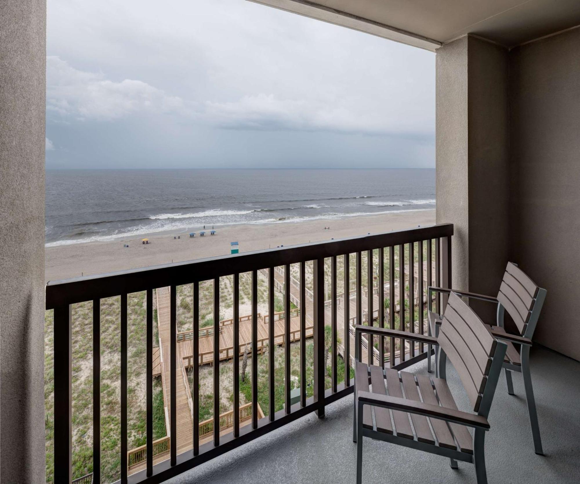 Hampton Inn & Suites By Hilton Carolina Beach Oceanfront Zewnętrze zdjęcie